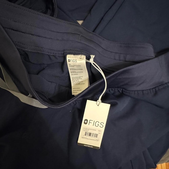 Figs 6XL Scrub Set - Picture 3 of 3